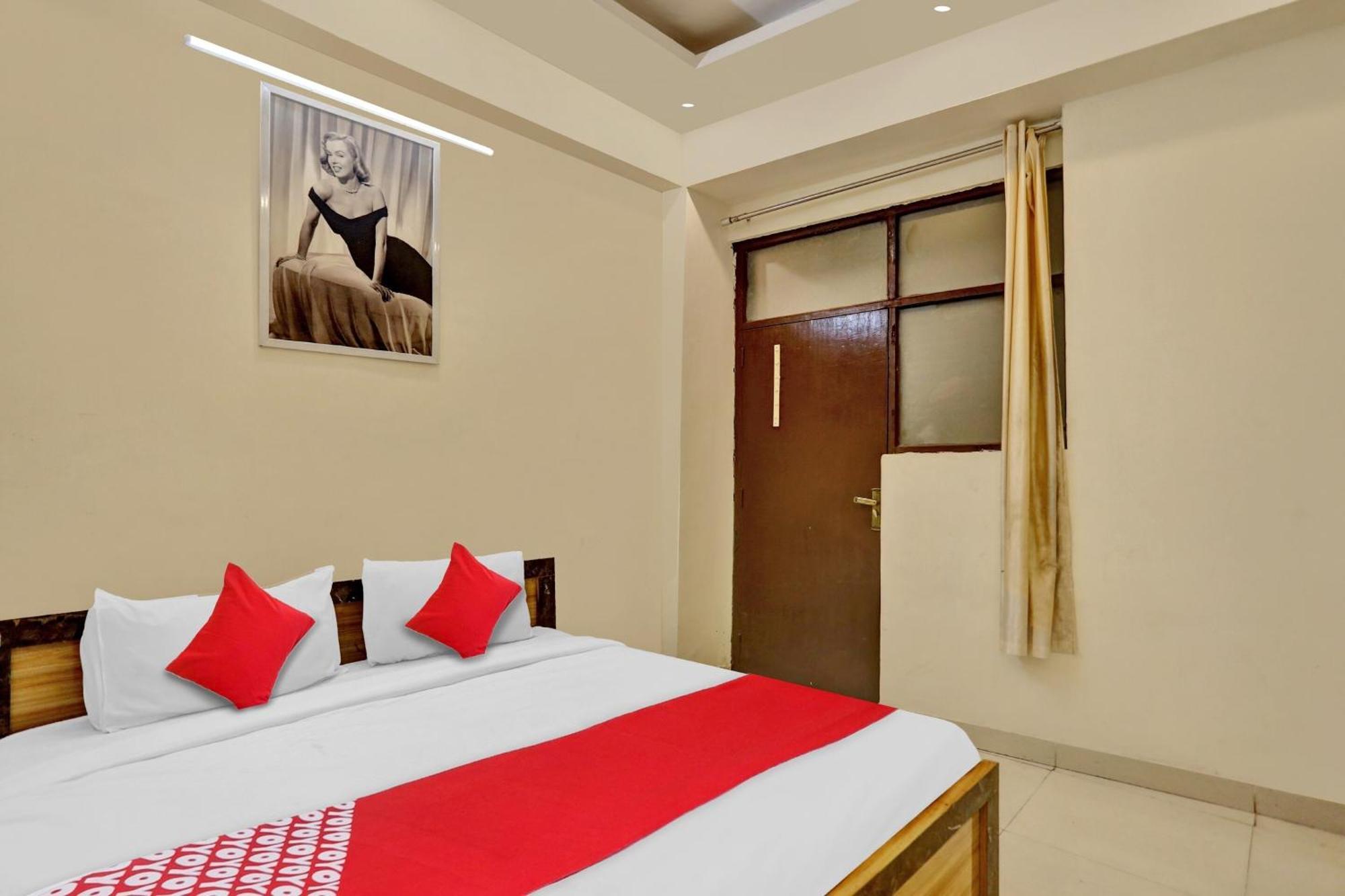 O Surajmal Place Hotel Kalkaji Devi
