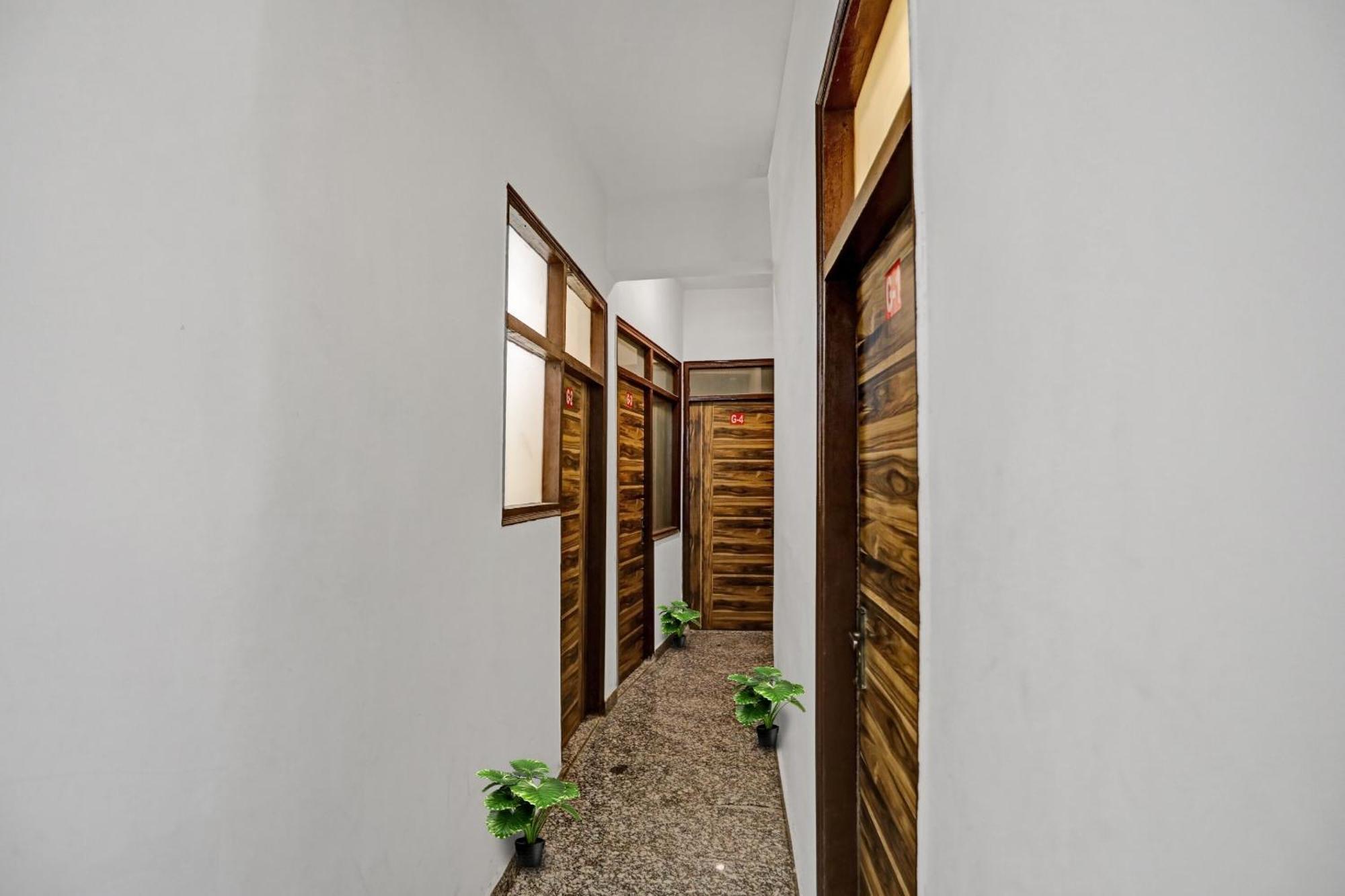 O Surajmal Place 4*